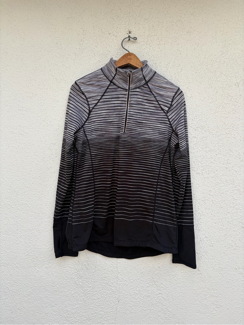 Kirkland Signature Black & Gray Striped Half-Zip Pullover Women’s Size M